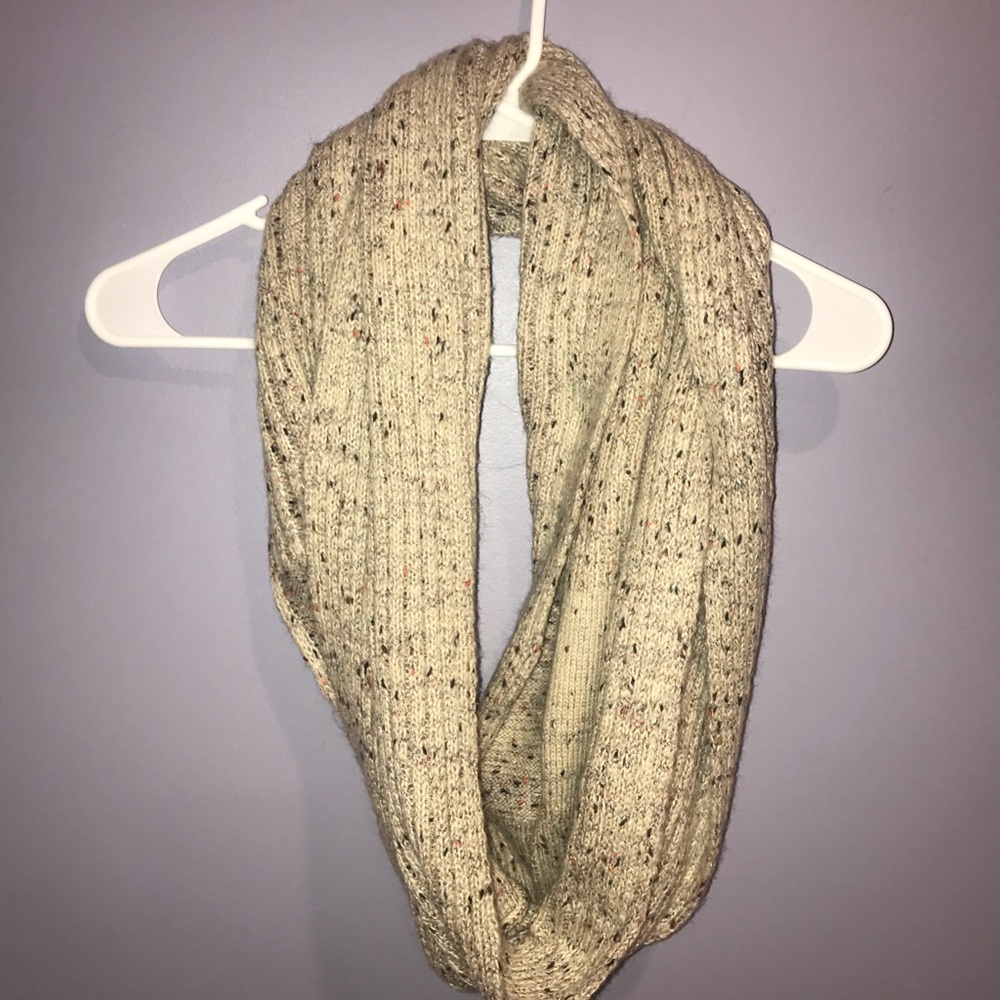 Universal Threads Long Brown/Tan Scarf